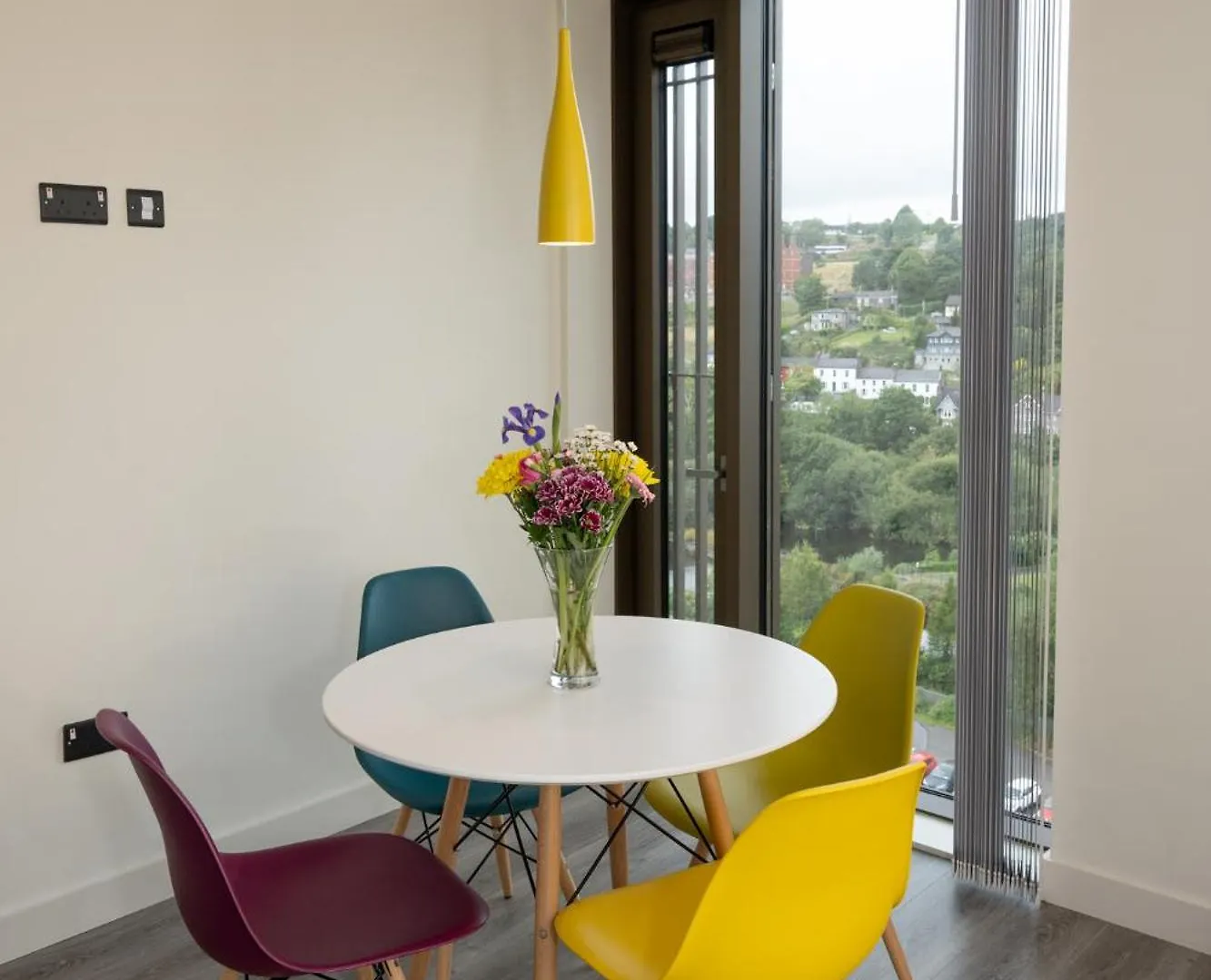 Crow'S Nest - Ucc Summer Beds Cork Apartamento